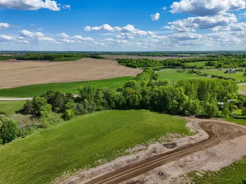 316 Nn 452nd St B6, Vergas, MN 56587