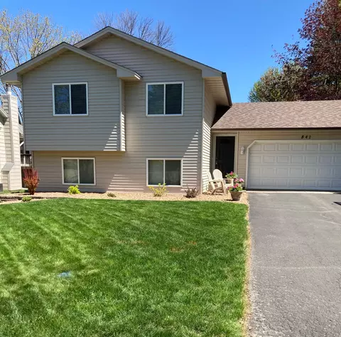 841 Curry Trl, Eagan, MN 55123