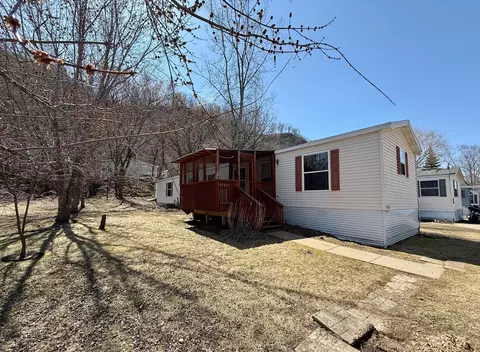 1756 Us Hwy 61 #29, Lake City, MN 55041