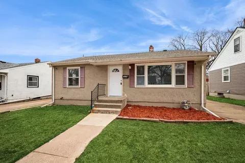1078 Kingsford St, Saint Paul, MN 55106