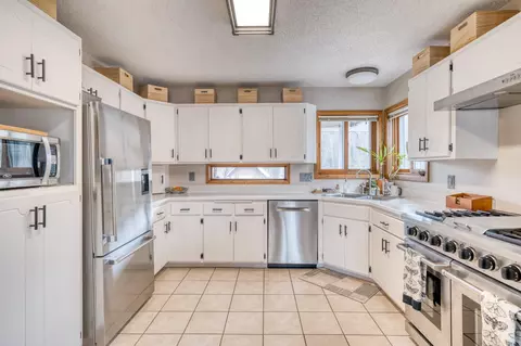 Kitchen - 49306 Chokecherry Ln, Marcell, MN 56657 photo 2 of 5