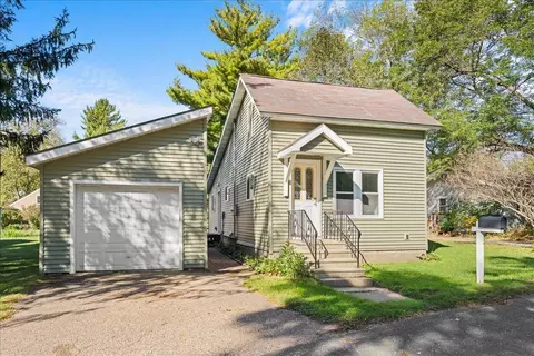 n327 Sabin Avenue, Spring Valley, WI 54767