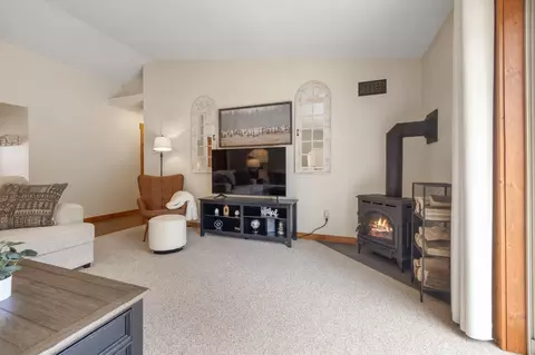 13301 Meredith Dr, Baxter, MN 56425 photo 3