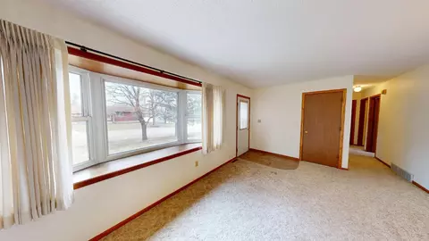 2330 Larson Ave, Albert Lea, MN 56007 photo 2