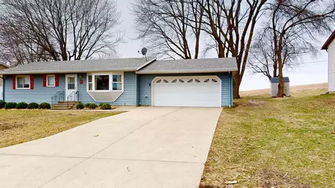 2330 Larson Ave, Albert Lea, MN 56007