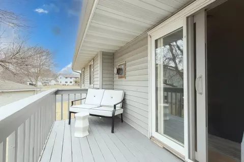 6216 Magda Dr #D, Maple Grove, MN 55369