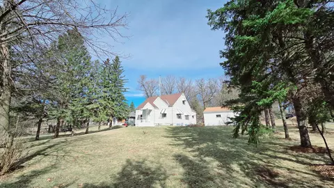 391 Highway 36 W, Roseville, MN 55113