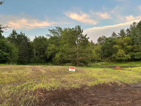 1195 60th St, Saint Joseph Twp, WI 54016