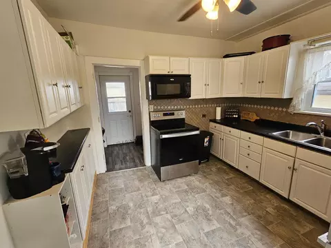 109 3rd St, Lyle, MN 55953 photo 7