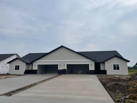 206 E 5th St, Starbuck, MN 56381