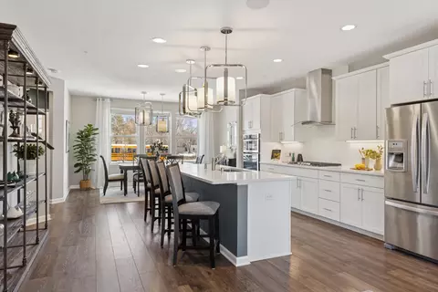 637 Satori Way, Chaska, MN 55318
