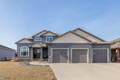 639 47th Ave W, West Fargo, ND 58078