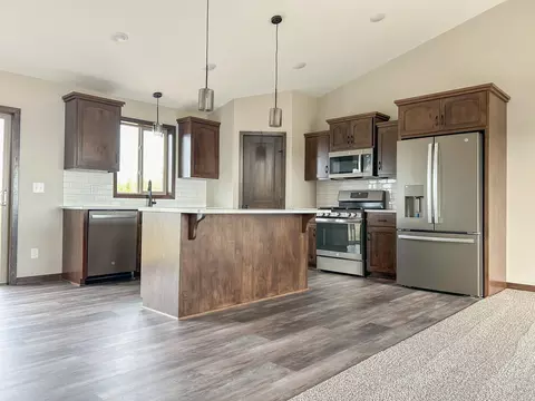 4646 9th St NE, Saint Cloud, MN 56304