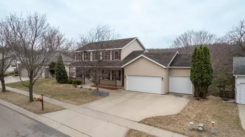 1110 Rocky Creek Dr NE, Rochester, MN 55906