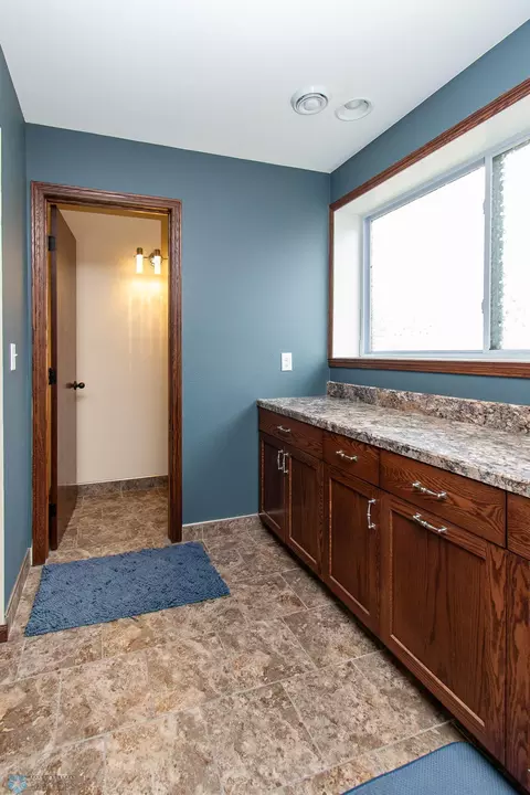 Bath - 367 Maple Pointe Blvd, Mapleton, ND 58059 photo 6 of 7