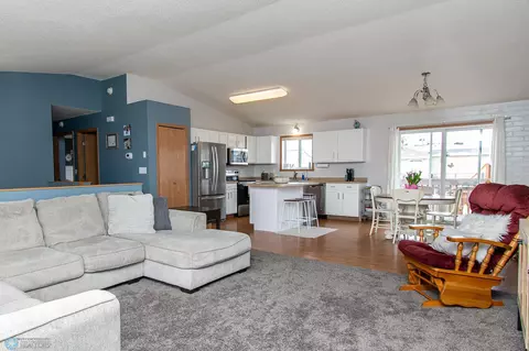 Living - 367 Maple Pointe Blvd, Mapleton, ND 58059 photo 4 of 6