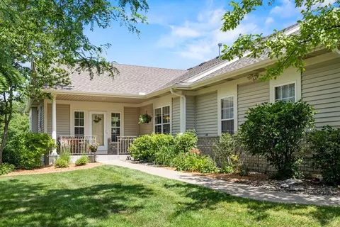14425 Freesia Way, Apple Valley, MN 55124