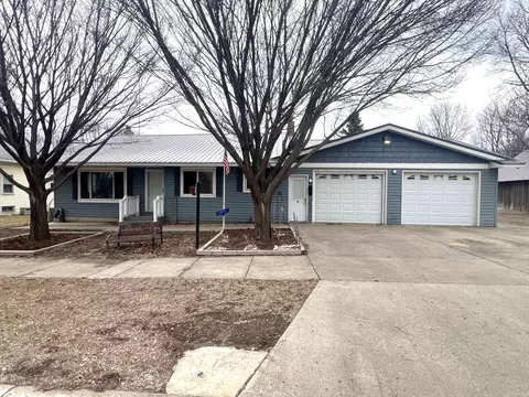 504 Oak St, Danube, MN 56230