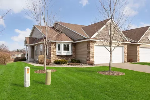 8773 Fraizer St, Circle Pines, MN 55014