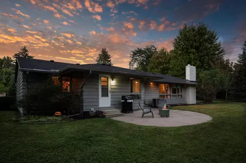 4905 Dona Ln, Golden Valley, MN 55422