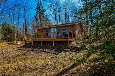 17425 Delta Dr, Nevis, MN 56467