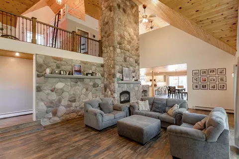 Living - 10567 Black Bear Rd, Brainerd, MN 56401 photo 2 of 5
