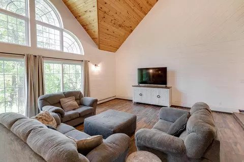 Living - 10567 Black Bear Rd, Brainerd, MN 56401 photo 4 of 5