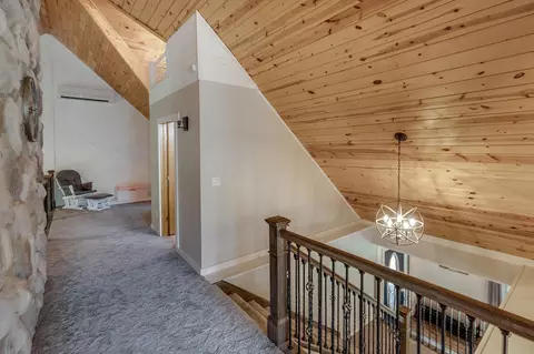 Entry Way - 10567 Black Bear Rd, Brainerd, MN 56401 photo 2 of 2