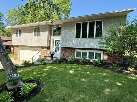 1304 10th St SE, Willmar, MN 56201