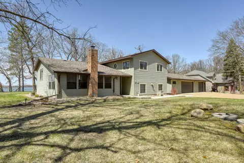 21630 62nd St NW, Sunburg, MN 56289