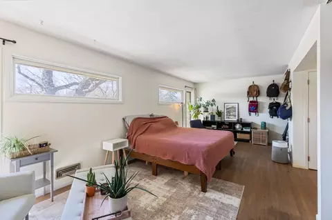 358 E 44th St, Minneapolis, MN 55409