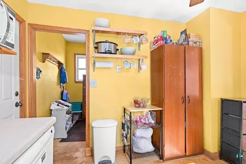 711 E 8th St, Duluth, MN 55805 photo 6