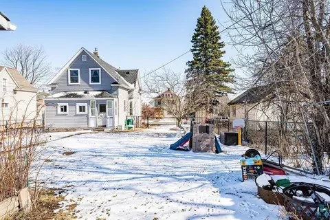 711 E 8th St, Duluth, MN 55805 photo 32