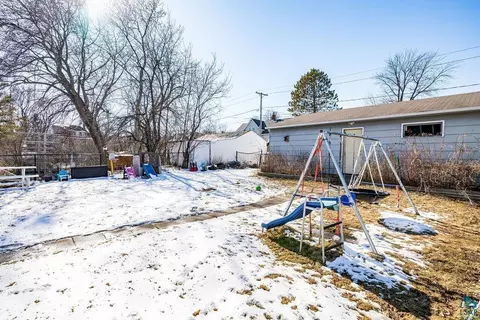 711 E 8th St, Duluth, MN 55805 photo 34