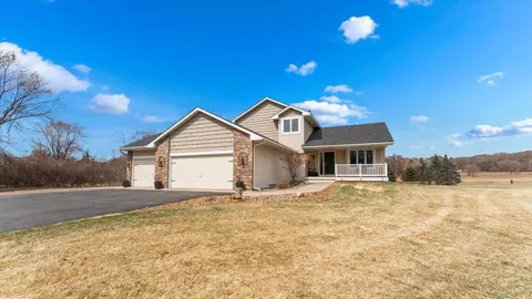 13657 Island View Dr NW, Elk River, MN 55330