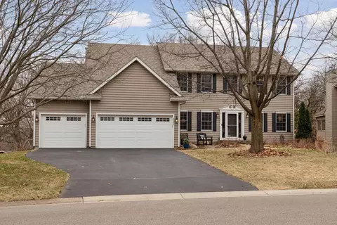 5377 River Oak Dr, Savage, MN 55378