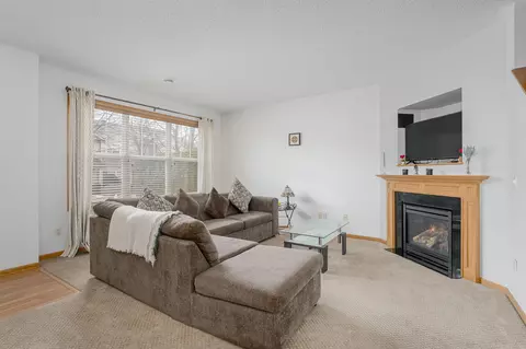 3388 Hazel Trl #C, Woodbury, MN 55129