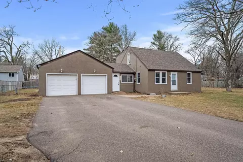 10430 Ibis St NW, Coon Rapids, MN 55433