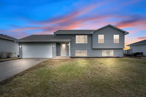 355 Gloria Ave, Green Isle, MN 55338