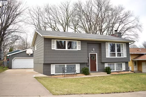 3811 14th Ave NW, Rochester, MN 55901