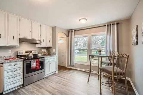 852 Jefferson St, Anoka, MN 55303