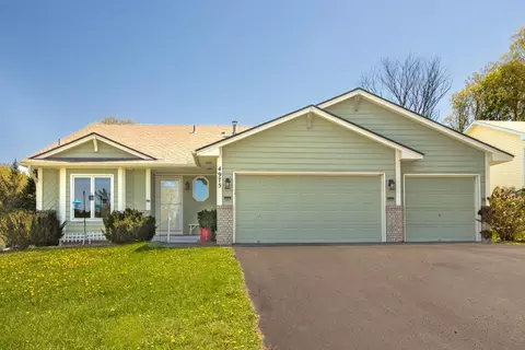 4975 Heather Ridge Rd N, Oakdale, MN 55128