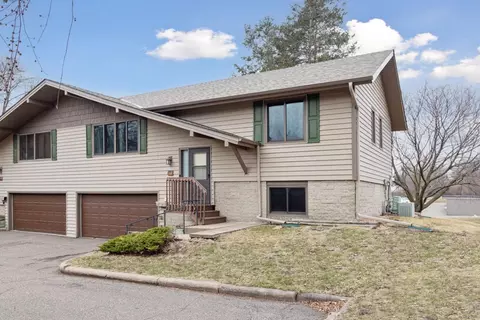 1570 Bellows St, West Saint Paul, MN 55118