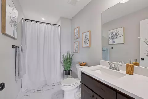 Bath - 10883 131st Ave N, Champlin, MN 55316 photo 5 of 5