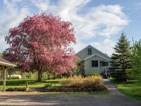 6090 Morris Thomas Rd, Duluth, MN 55810