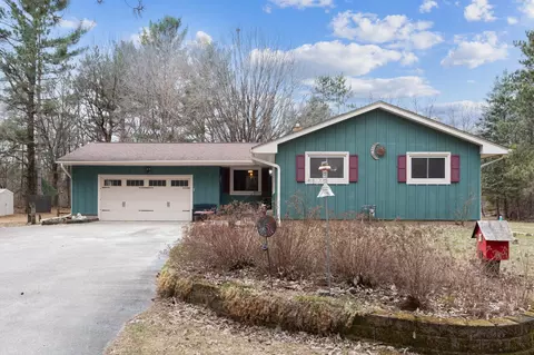 20305 Rowan Ave, Welch, MN 55089