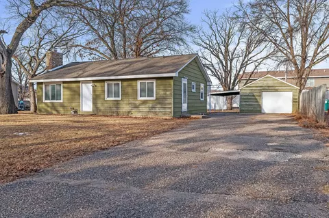 11002 4th St NE, Blaine, MN 55434