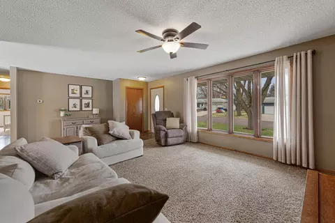 407 1st Ave SE, Mapleton, MN 56065 photo 4