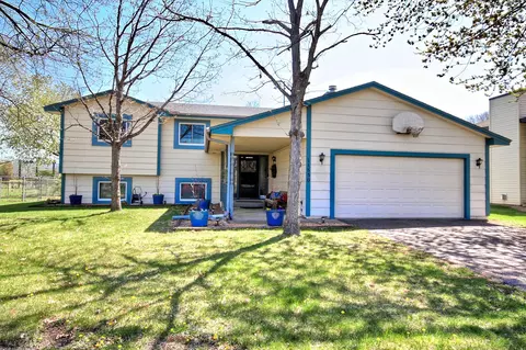 11830 Pennsylvania Ave N, Champlin, MN 55316