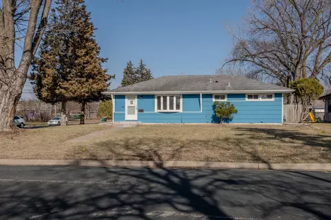 9201 4th Ave S, Bloomington, MN 55420
